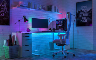 How to Arrange Your Gaming Desk with Light