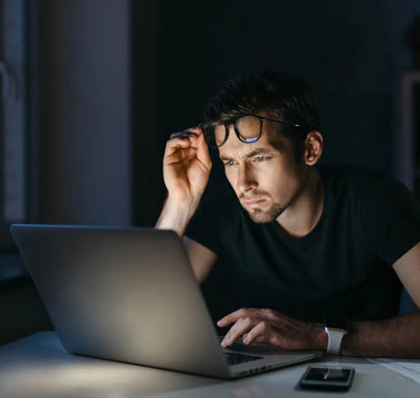 Shedding Light on Blue: Navigating the Digital World for Better Eye Health